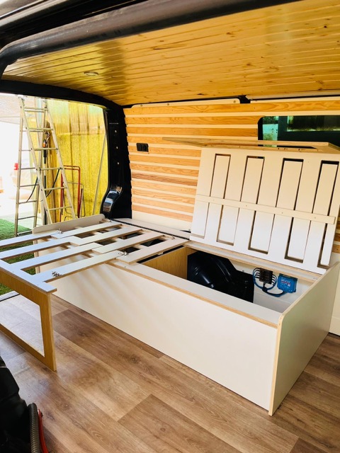 Lococamper custom van conversion project Volkswagen T6 Andrómeda exterior view